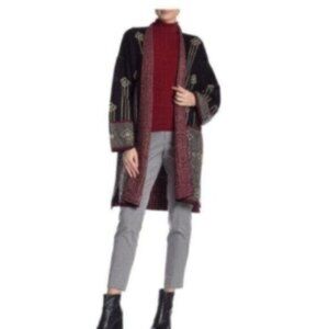 NWT Vertigo Black & Red Geo Printed Long Sweater Large